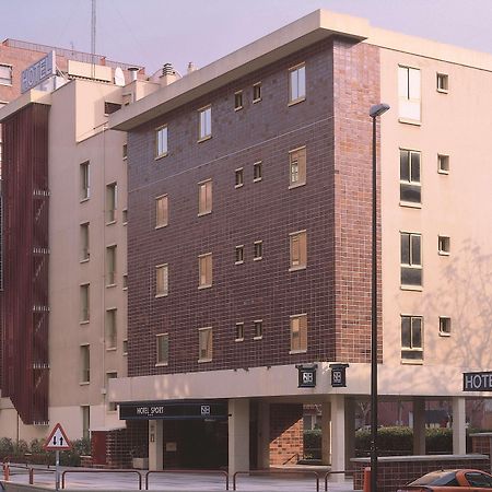 Nh Sport Hotel Zaragoza Kültér fotó