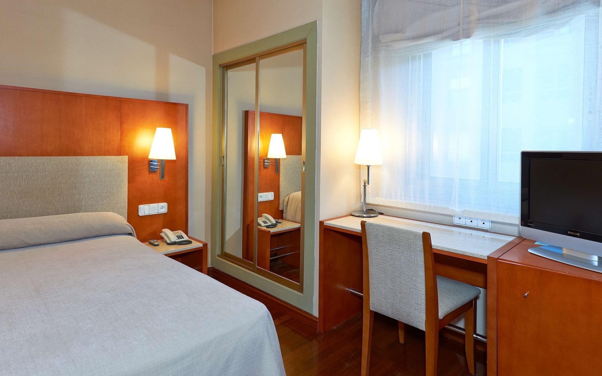 Nh Sport Hotel Zaragoza Kültér fotó