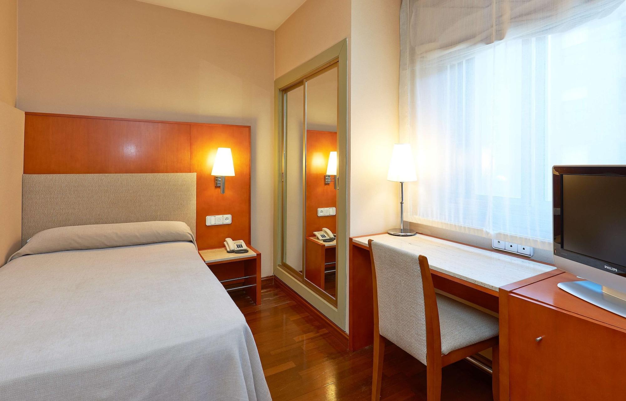 Nh Sport Hotel Zaragoza Kültér fotó