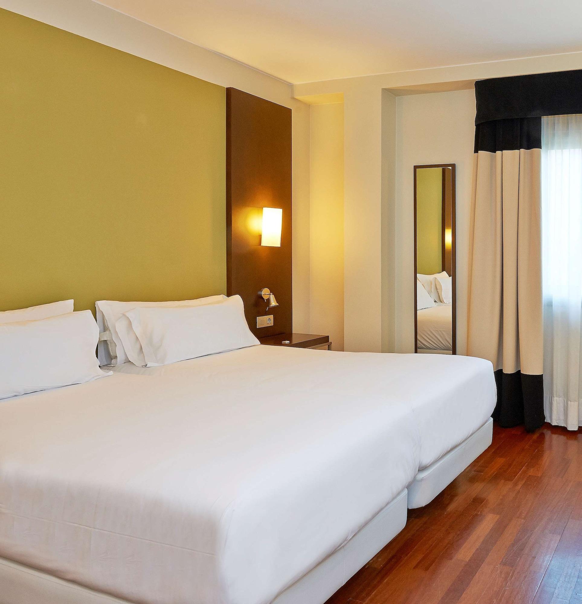 Nh Sport Hotel Zaragoza Kültér fotó