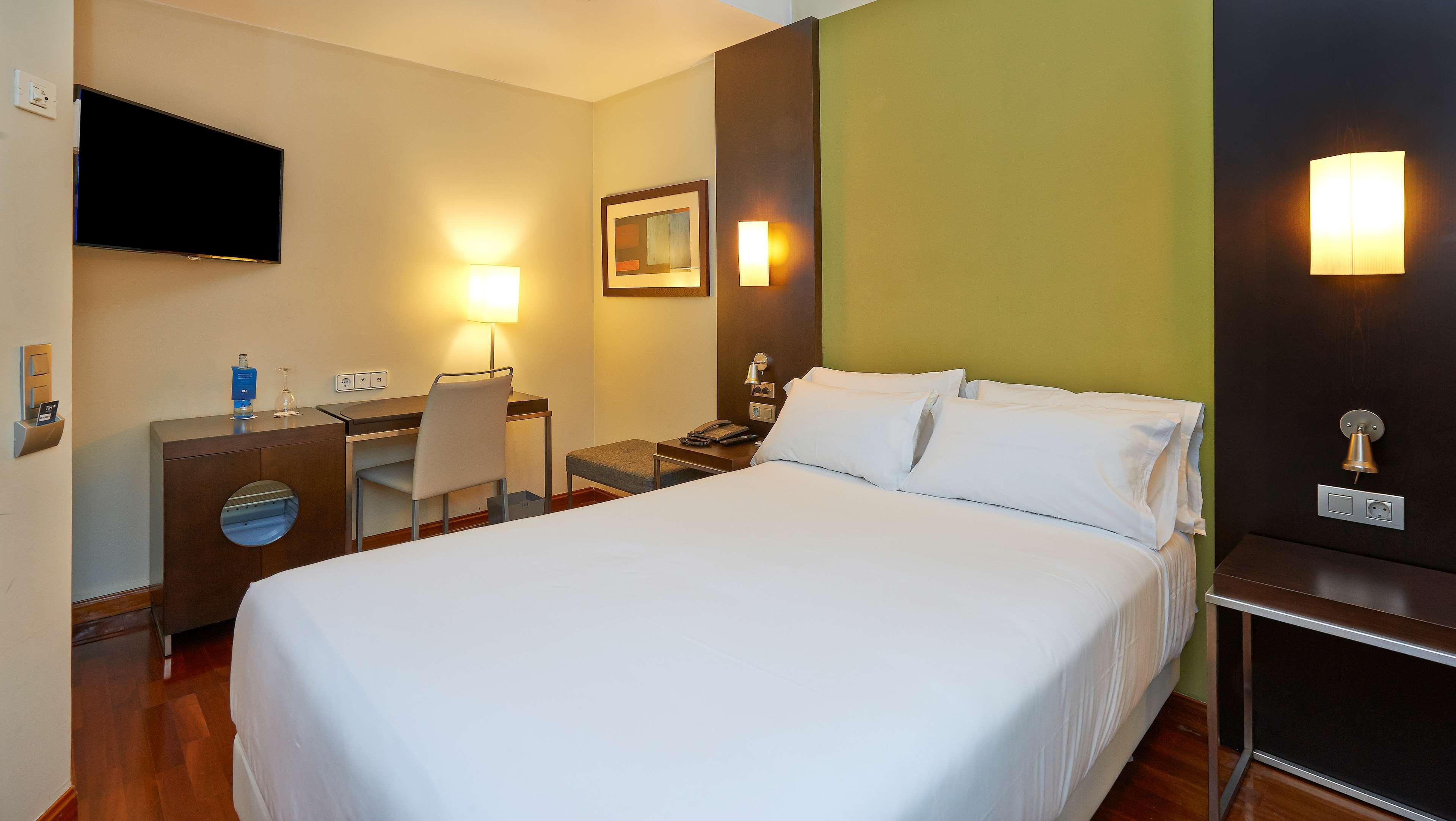Nh Sport Hotel Zaragoza Kültér fotó