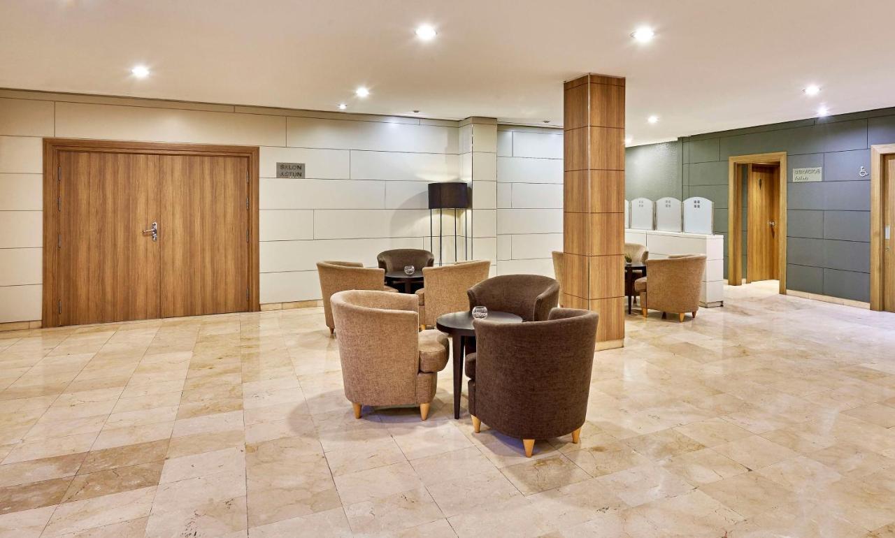 Nh Sport Hotel Zaragoza Kültér fotó