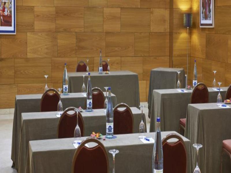 Nh Sport Hotel Zaragoza Kültér fotó