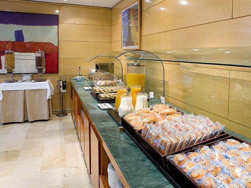 Nh Sport Hotel Zaragoza Kültér fotó