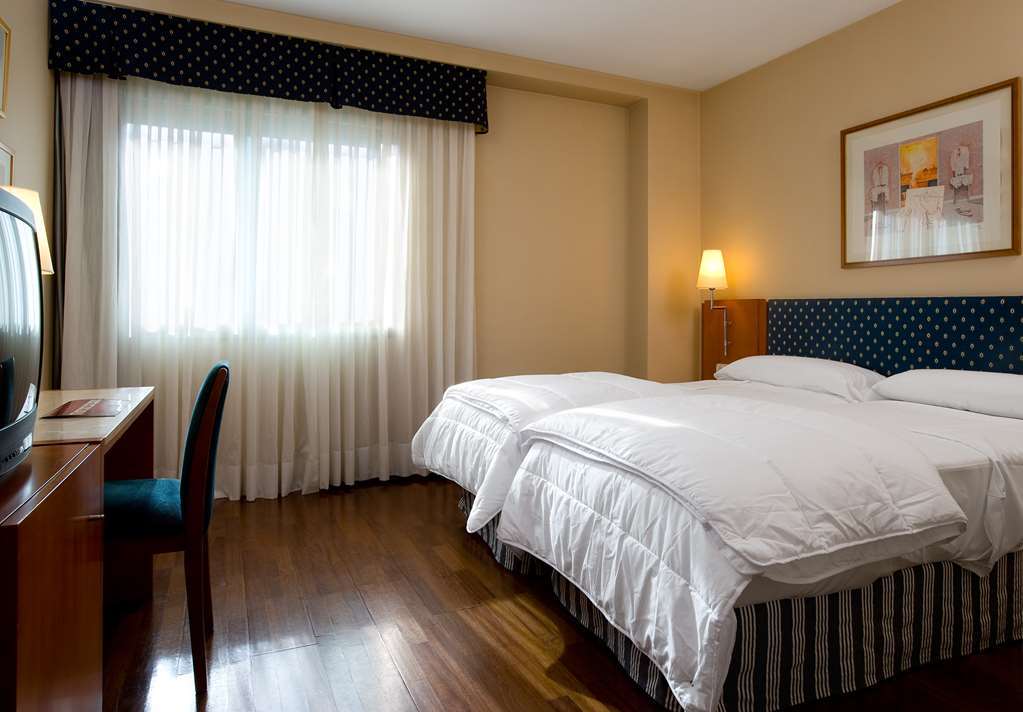 Nh Sport Hotel Zaragoza Szoba fotó