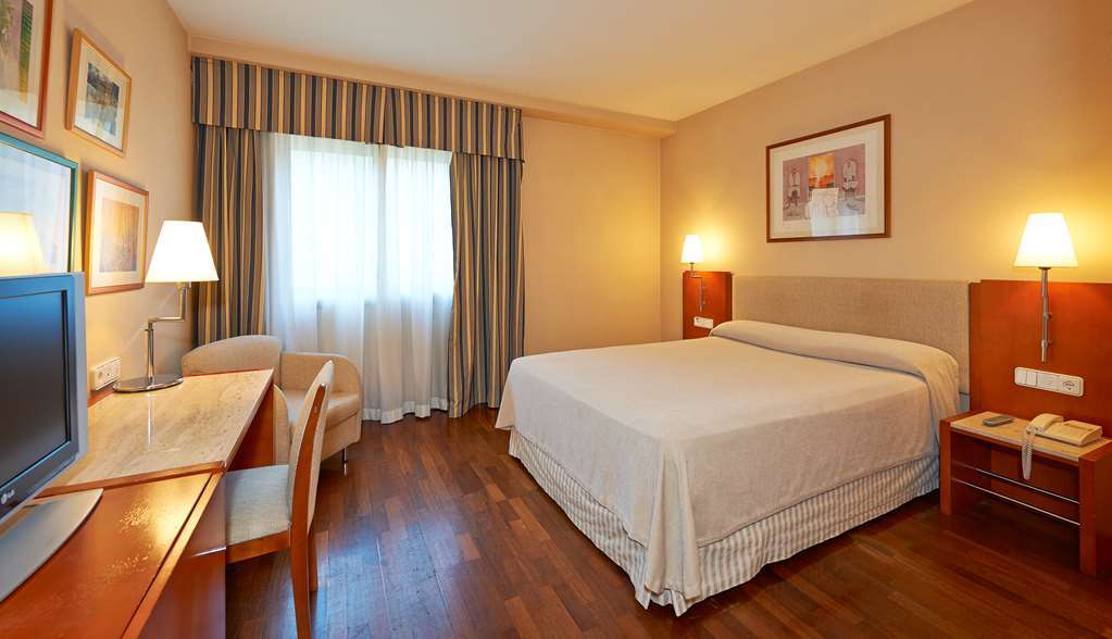 Nh Sport Hotel Zaragoza Szoba fotó
